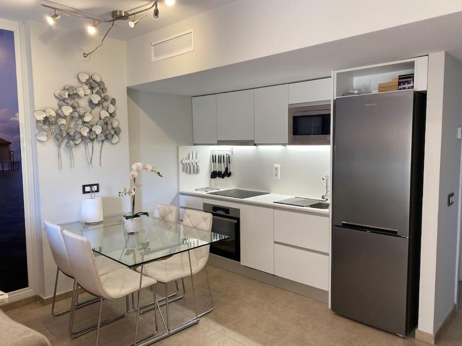 Piso De 2 Habitaciones, 3 Piscinas Y Cerca Del Mar * Rosas
